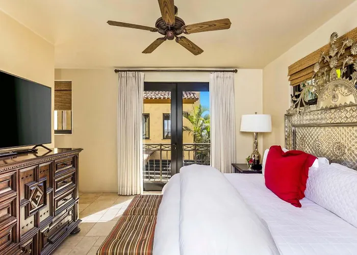 Hacienda Club Front 4 Be34droom Be Rented As A 3 Bedroom Villa