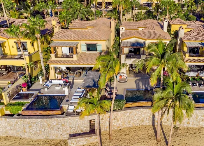 Hacienda Club Front 4 Be34droom Be Rented As A 3 Bedroom Villa